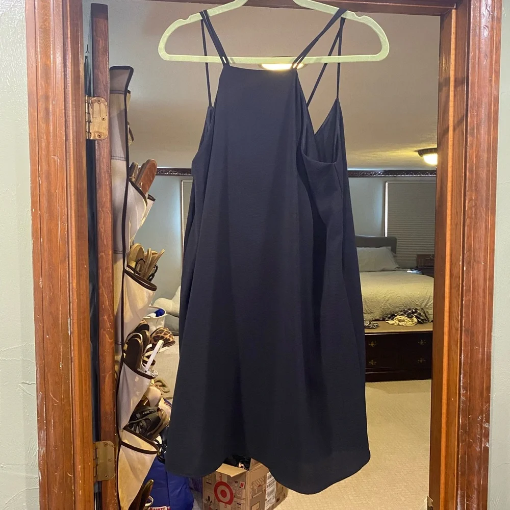 Black minidress - Picture 2 of 2